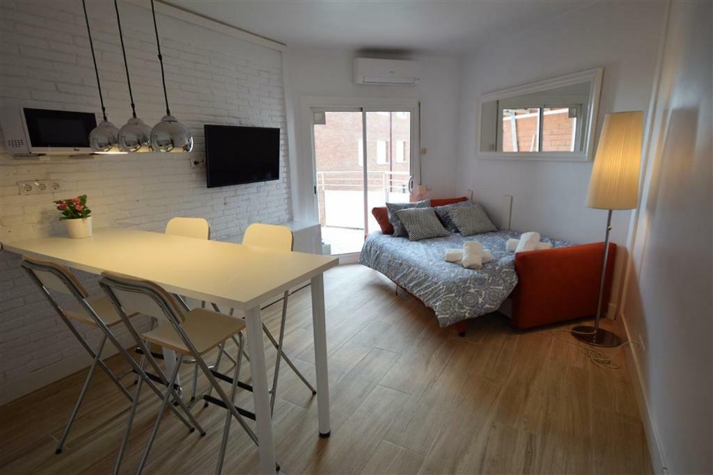 Apartamento Playa Mar Castelldefels Exterior photo